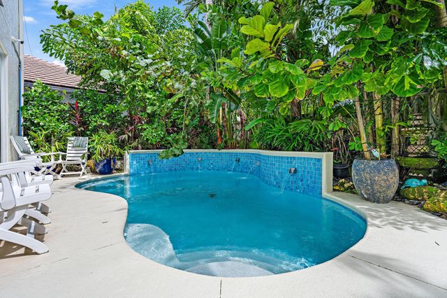 123 Augusta Court, Jupiter, FL 33458