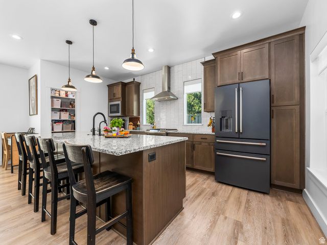 584 W 620 N, Centerville, UT 84014