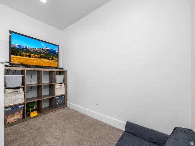 584 W 620 N, Centerville, UT 84014