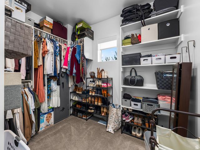 584 W 620 N, Centerville, UT 84014