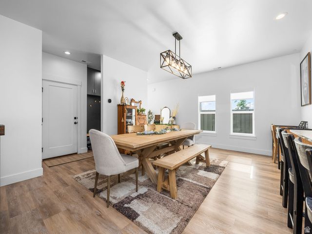 584 W 620 N, Centerville, UT 84014