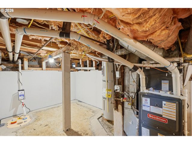 2113 16TH Ave, Forest Grove, OR 97116