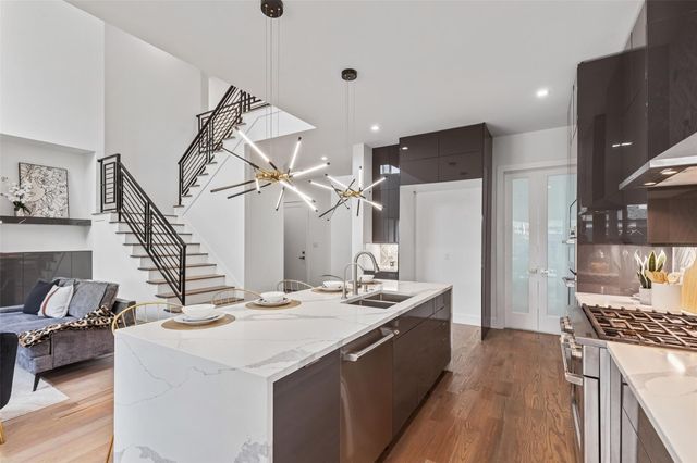 4711 Cowan Avenue, Dallas, TX 75209