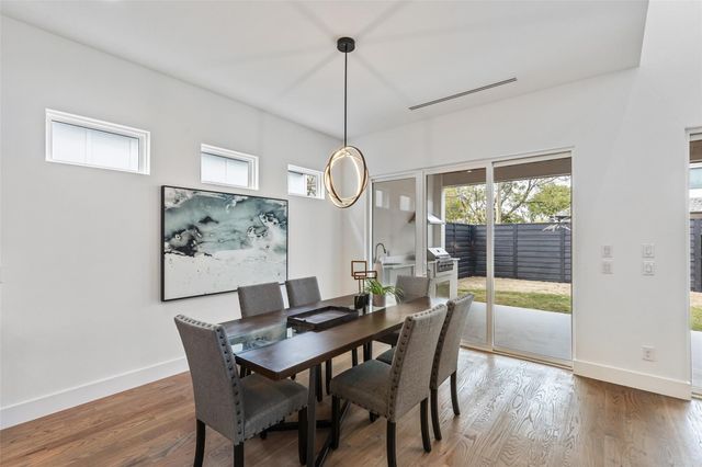 4711 Cowan Avenue, Dallas, TX 75209