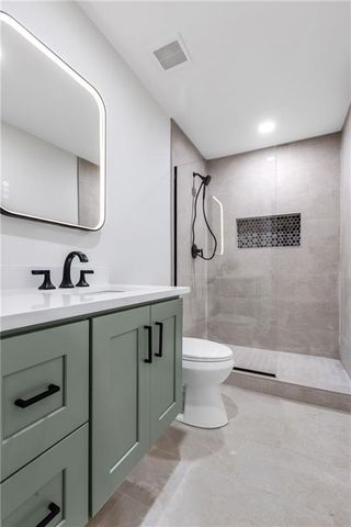 72 Country Place Court, Alpharetta, GA 30005