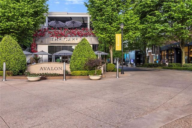 72 Country Place Court, Alpharetta, GA 30005