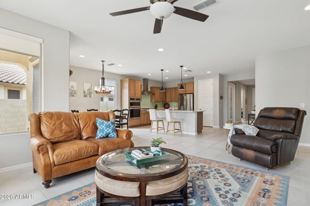 5835 N 88TH Lane, Glendale, AZ 85305