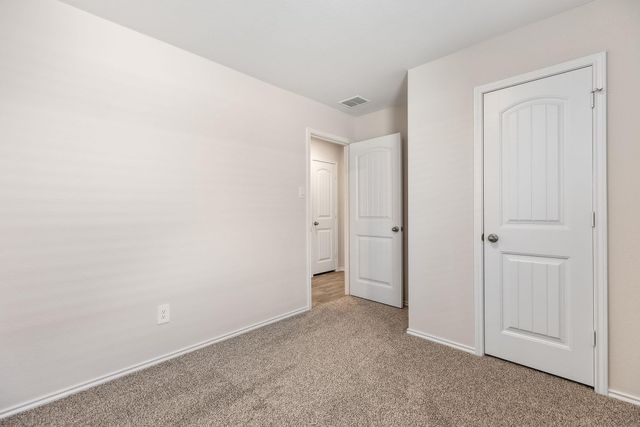 1702 Miller TER, Lockhart, TX 78644