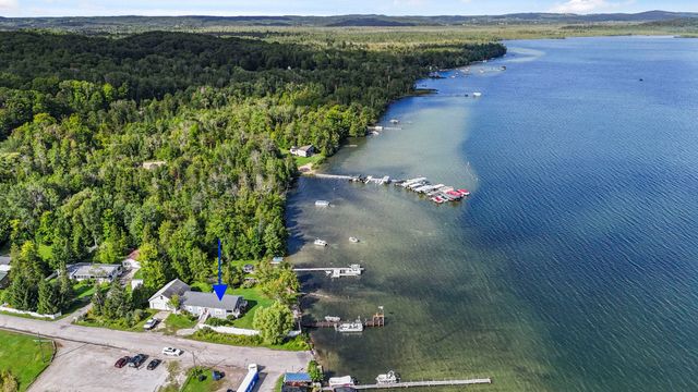 9850 S Perrins Landing Drive, Solon Twp, MI 49684