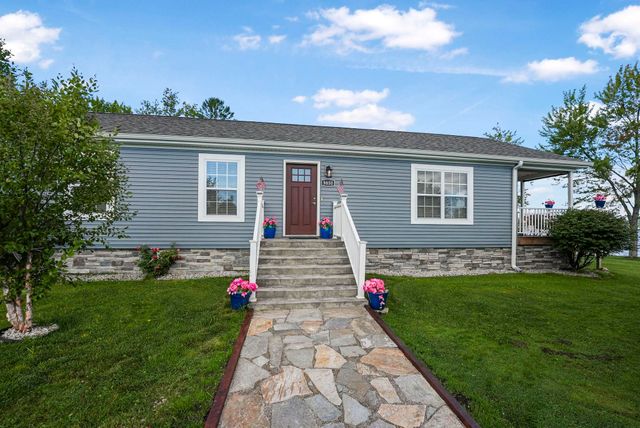 9850 S Perrins Landing Drive, Solon Twp, MI 49684