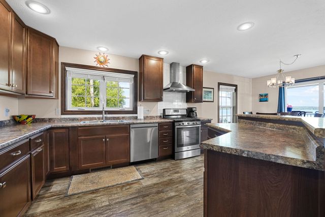 9850 S Perrins Landing Drive, Solon Twp, MI 49684