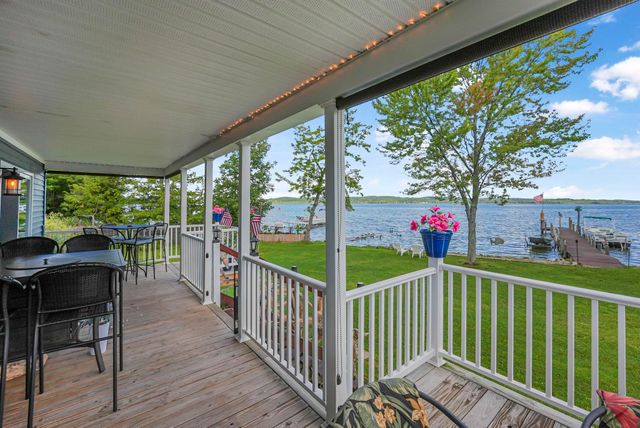 9850 S Perrins Landing Drive, Solon Twp, MI 49684