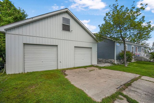 9850 S Perrins Landing Drive, Solon Twp, MI 49684