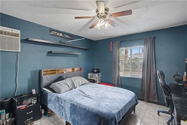 9824 Linden Avenue, Bloomington, CA 92316