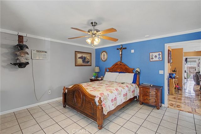 9824 Linden Avenue, Bloomington, CA 92316