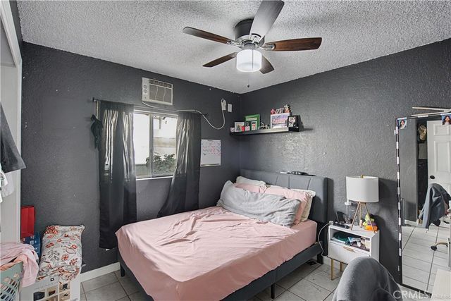 9824 Linden Avenue, Bloomington, CA 92316