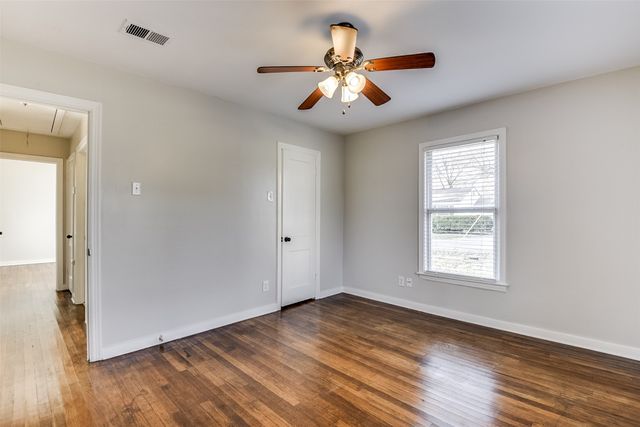 111 Barger Drive, Waxahachie, TX 75165