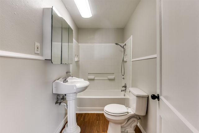 111 Barger Drive, Waxahachie, TX 75165