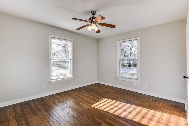 111 Barger Drive, Waxahachie, TX 75165