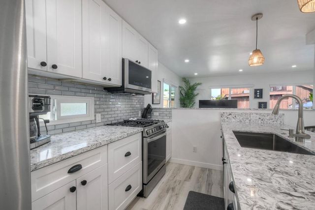 170 Diana Street 34, Encinitas, CA 92024