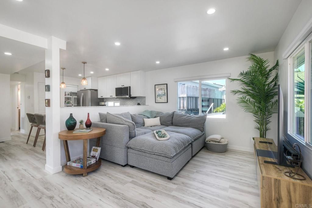 170 Diana Street 34, Encinitas, CA 92024