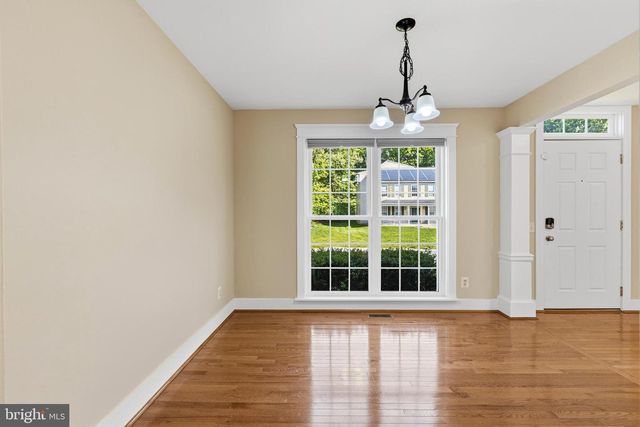 7 BUTTONWOOD CT, Newark, DE 19702