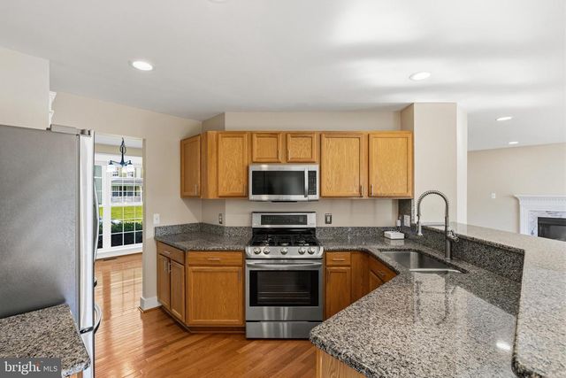7 BUTTONWOOD CT, Newark, DE 19702