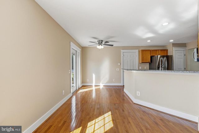 7 BUTTONWOOD CT, Newark, DE 19702