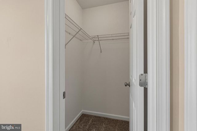 7 BUTTONWOOD CT, Newark, DE 19702