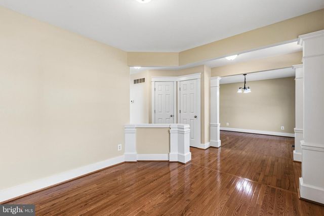 7 BUTTONWOOD CT, Newark, DE 19702