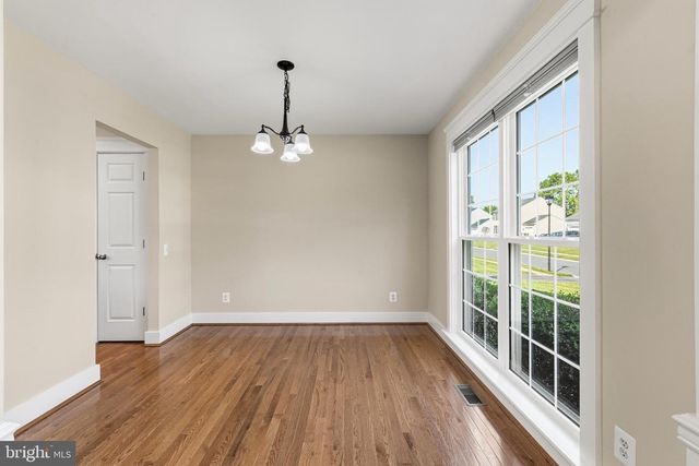 7 BUTTONWOOD CT, Newark, DE 19702