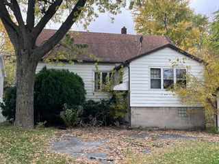 814 Greenbay Avenue, Calumet City, IL 60409