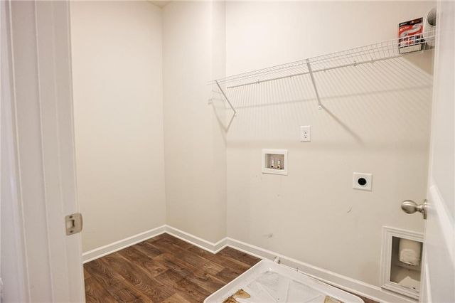 5381 Woodline View Circle, Auburn, GA 30011
