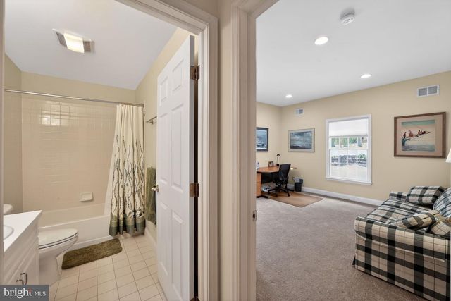 4 EMPRESS CT, Princeton, NJ 08540