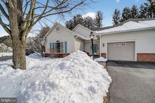 4 EMPRESS CT, Princeton, NJ 08540