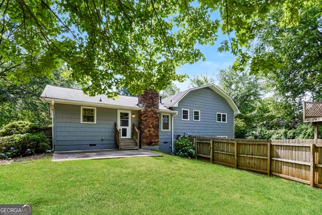 6581 Windsor Drive, Acworth, GA 30102