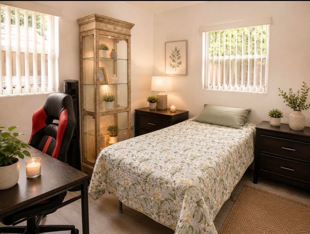 465 Waseca DR Drive, Lake Worth, FL 33462