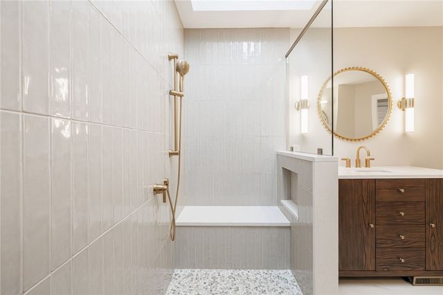 1103 Hillsboro Cove Circle, Webster, NY 14580