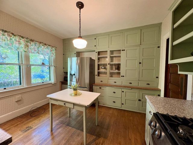 878 HUBBARD STREET, Green Bay, WI 54303