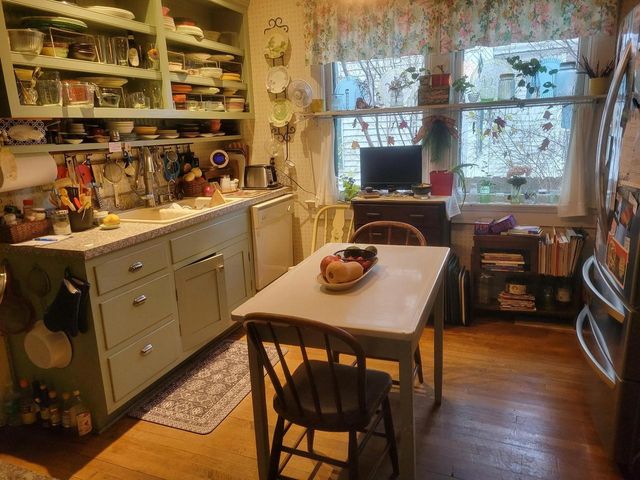 878 HUBBARD STREET, Green Bay, WI 54303