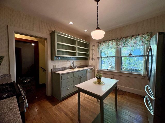 878 HUBBARD STREET, Green Bay, WI 54303