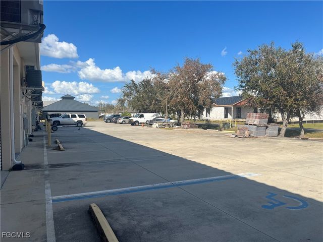 4519 SE 16th PL 111, Cape Coral, FL 33904