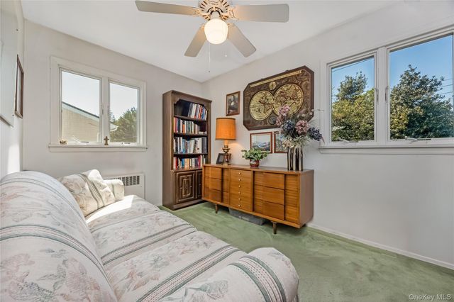 18 Tacoma Lane, Syosset, NY 11791