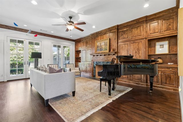 6403 Westlake Avenue, Dallas, TX 75214