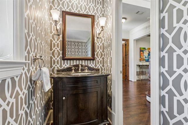 6403 Westlake Avenue, Dallas, TX 75214