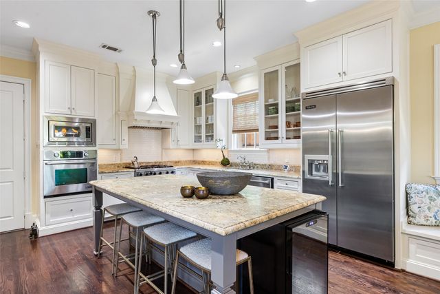 6403 Westlake Avenue, Dallas, TX 75214