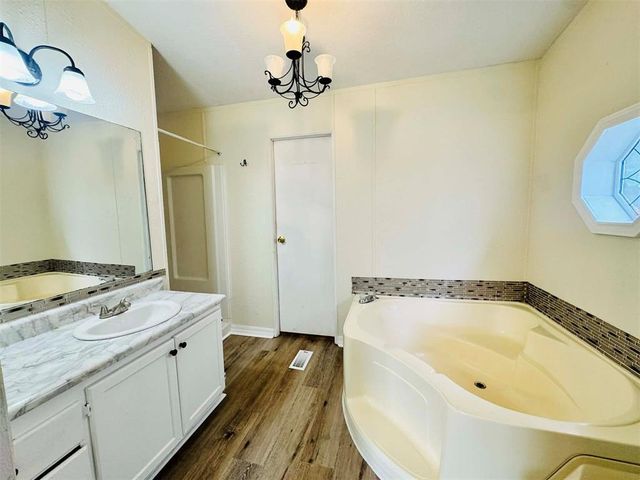 4361 N Rabbit Run, Edmond, OK 73034