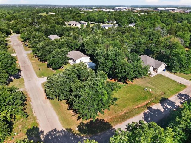 4361 N Rabbit Run, Edmond, OK 73034