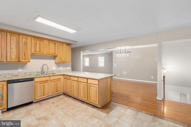 74 WOOD COVE CT, Mineral, VA 23117