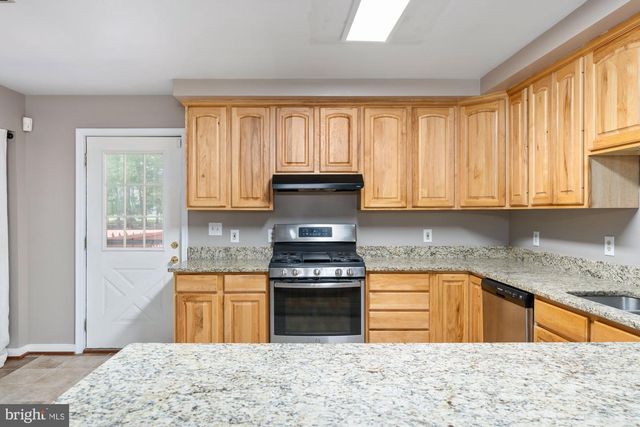 74 WOOD COVE CT, Mineral, VA 23117